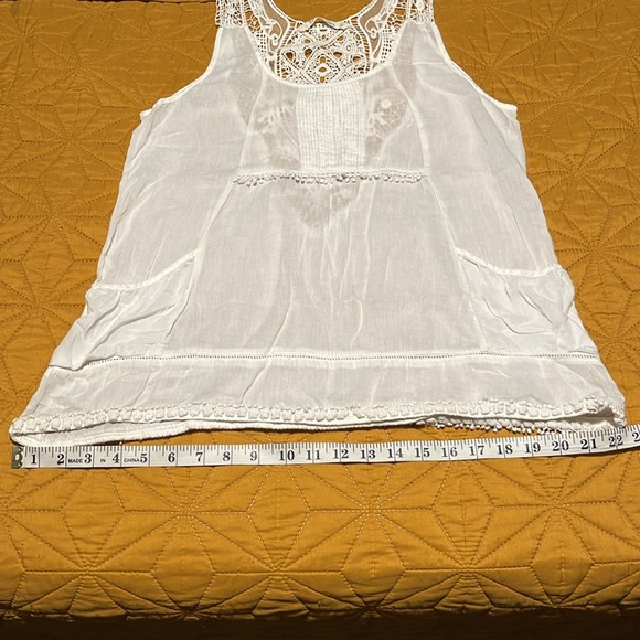 🖤 Vanilla Star white crochet tank top with pockets size medium - Picture 9 of 10